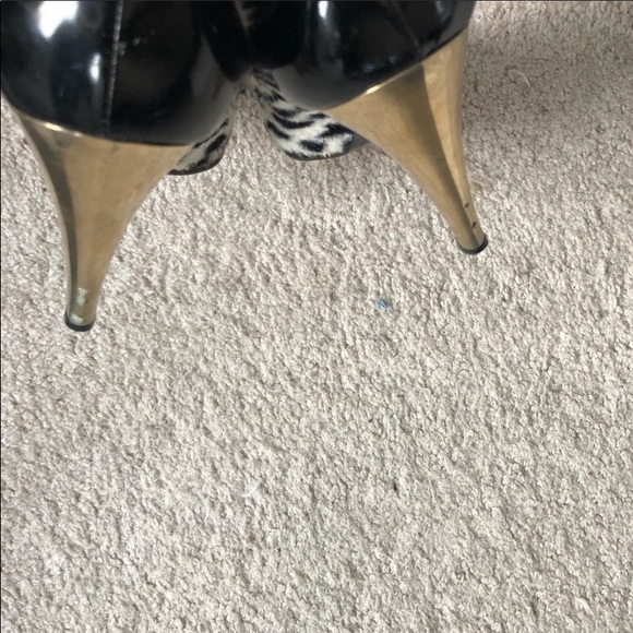 Versace zebra fur fabric pumps. 39.5 - Picture 8 of 8